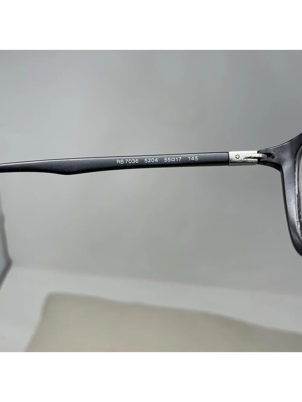 Vintage RAY-BAN RB7036 5204 Black Frames  55-17 145